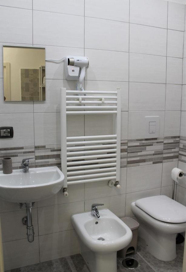 Riccia, Frolla E Babba Apartman Nápoly Szoba fotó